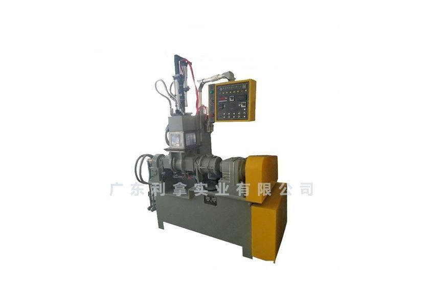 液壓翻轉式密煉機:現代工業的高效能煉膠設備-2